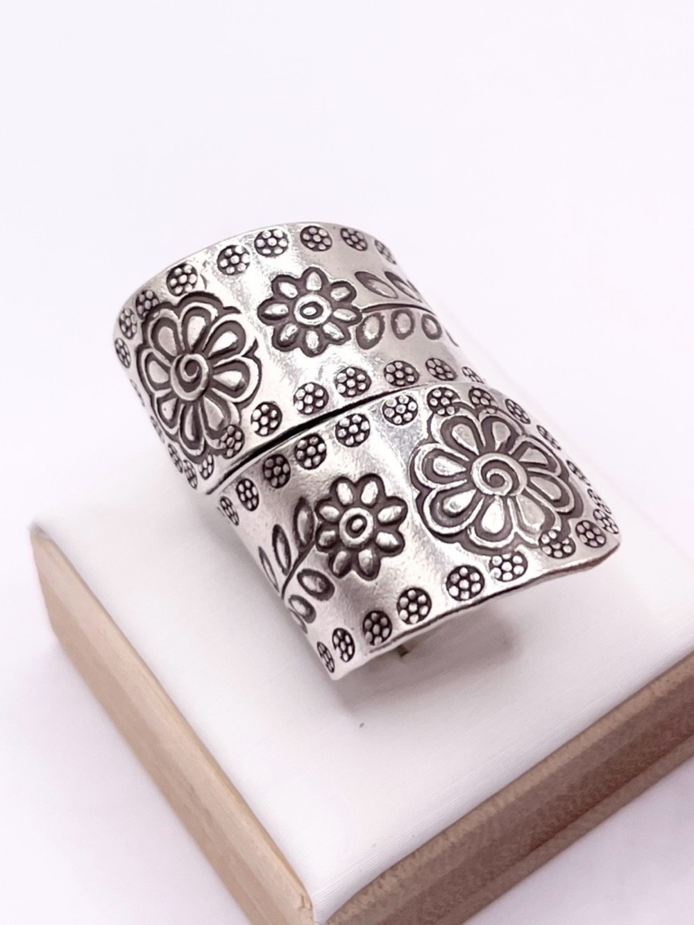 Size 7 Sterling Silver Wide Band Wrap Ring - Picture 3 of 7